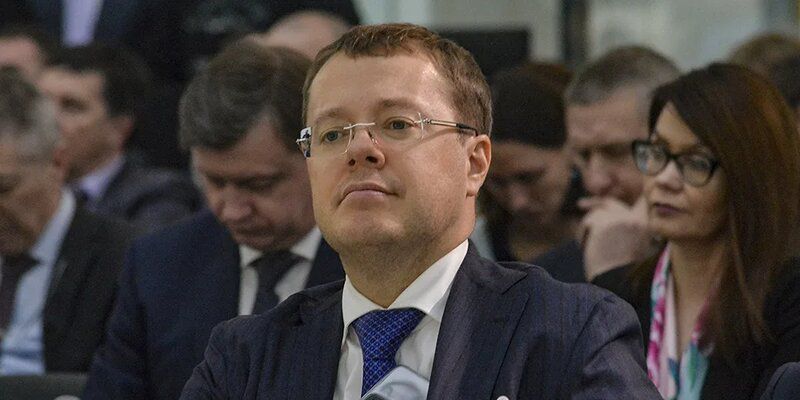 Арбитражный суд арестовал счета на миллиард депутата Госдумы Льва Ковпака и его семьи