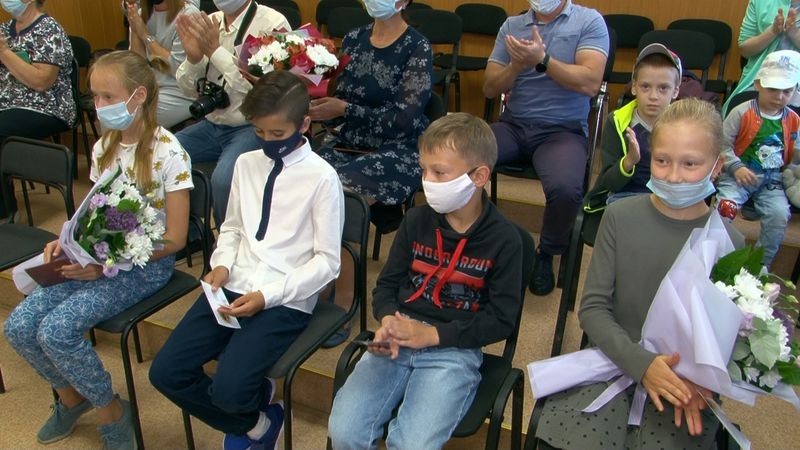 Шестеро первоуральцев стали обладателями золотых и серебряных значков комплекса "ГТО"