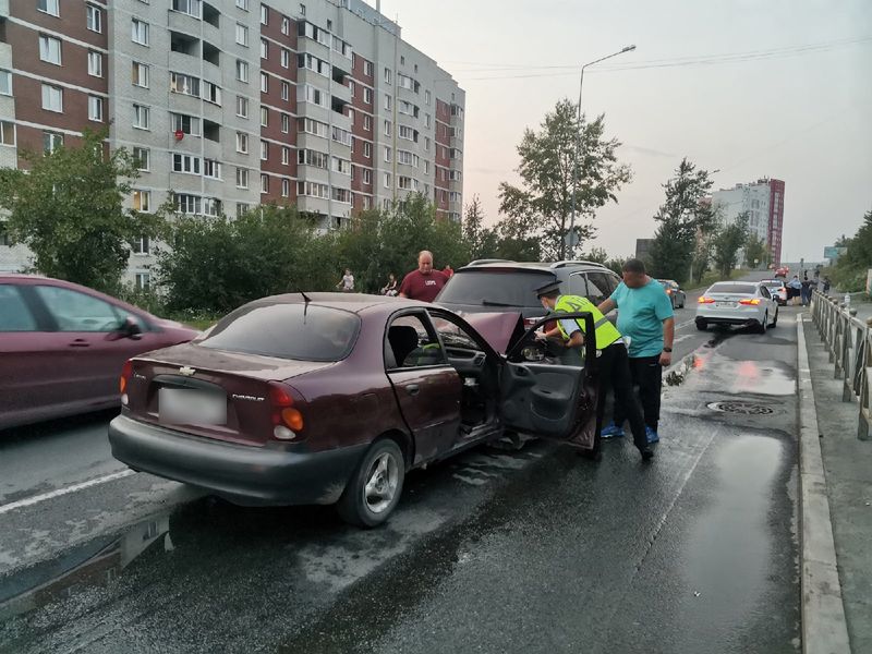 В Первоуральске пьяный водитель устроил ДТП. Пострадала 8-месячная девочка