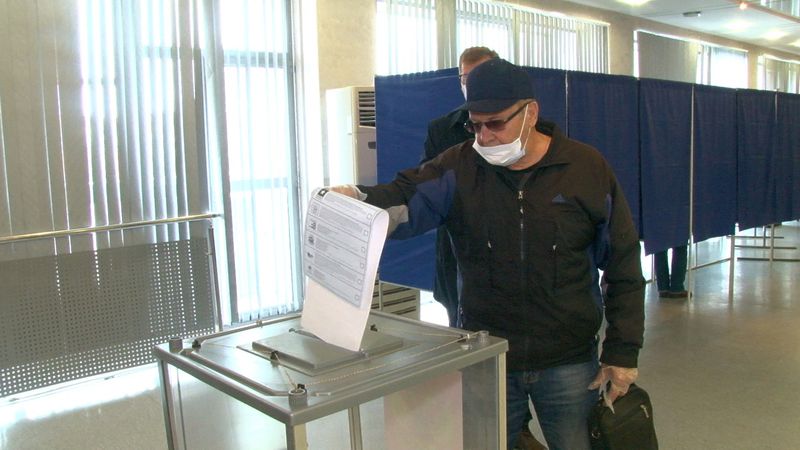 Первоуральцы выбирают депутатов Госдумы и Законодательного собрания Свердловской области