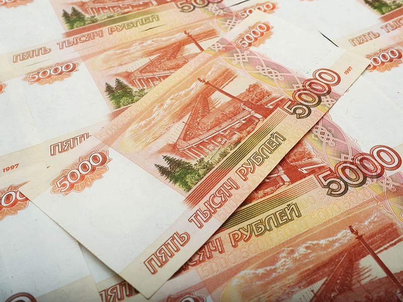 В Свердловской области чаще всего подделывают пятитысячные банкноты