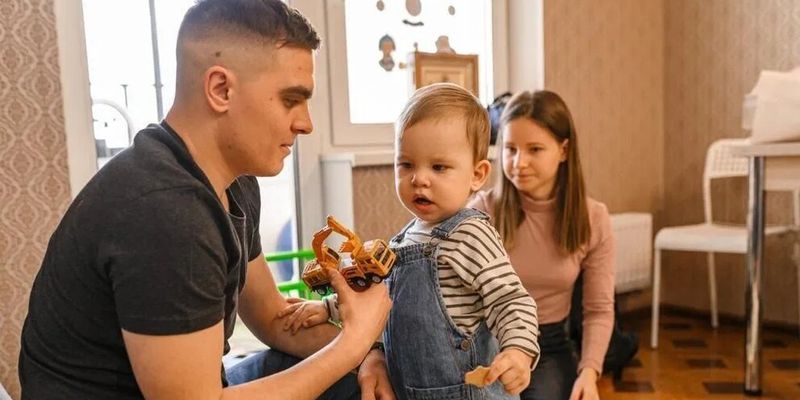Уральские бизнесмены дали 90 миллионов на спасение двухлетнего ребенка со СМА