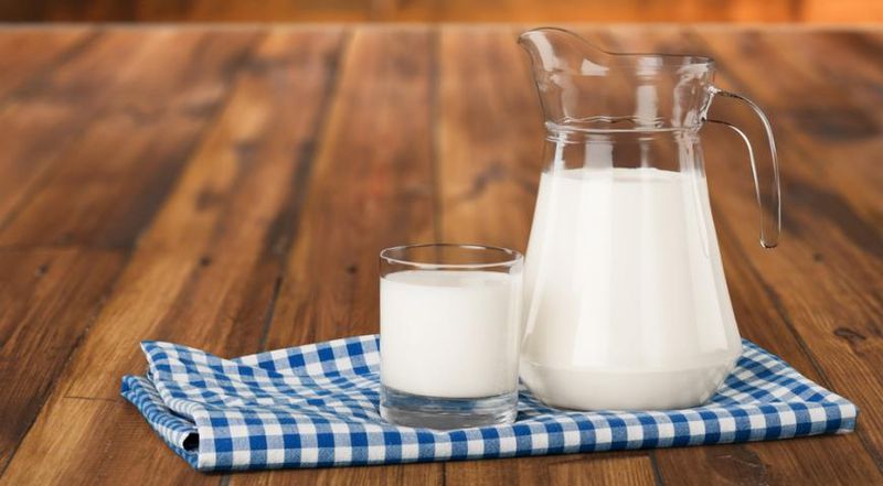 Цена литра молока достигла 60 рублей