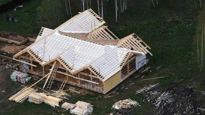 Стоимость строительства частных домов в России за год выросла на 50%