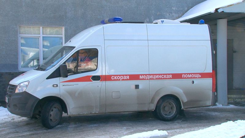 В Екатеринбург отправляют медиков из других городов