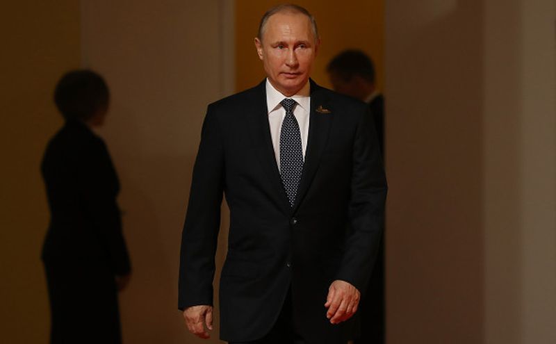 Путин предложил отправить делегацию в Минск для переговоров с Украиной
