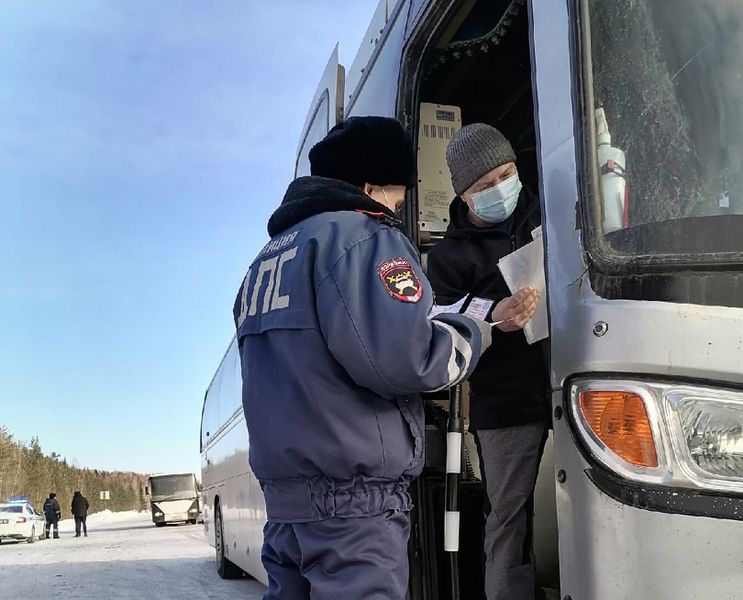 С начала марта выявлено 12 нарушений ПДД водителями автобусов