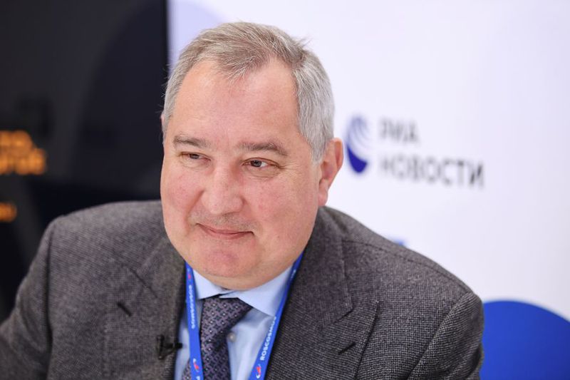 Рогозин: жадность заставит западные бренды вернуться в Россию, но всем места не хватит