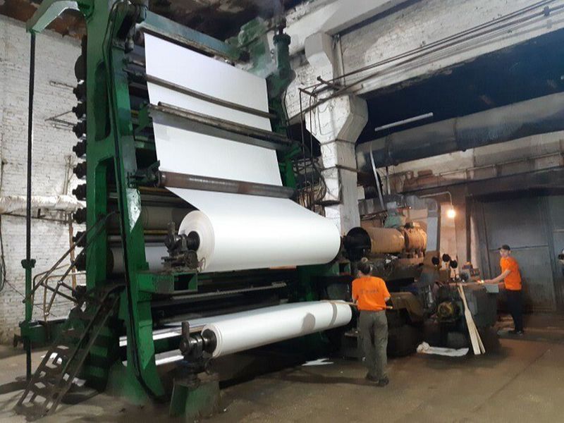 Свердловский завод возобновил производство офсетной бумаги
