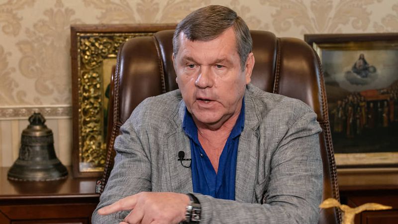 Шансонье Новиков раскритиковал Соловьева за конфликт со свердловским губернатором