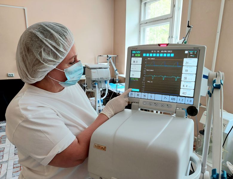 В Первоуральскую городскую больницу поступили аппараты ИВЛ