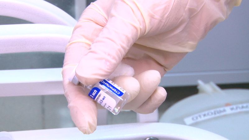 Первоуральские медики ждали, когда в городскую больницу доставят вакцину от коронавируса