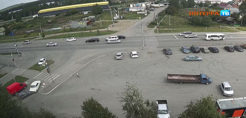 Поспешил и спровоцировал ДТП. В Талице авария с участием трёх машин