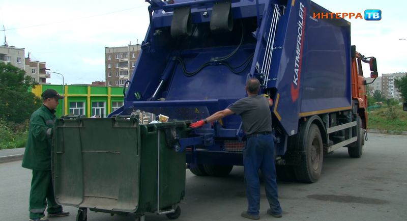 В Первоуральске продолжают ликвидировать последствия мусорного коллапса