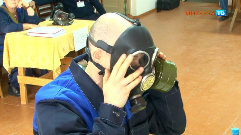 "Противником нанесён удар по очистным, произошёл выброс хлора"