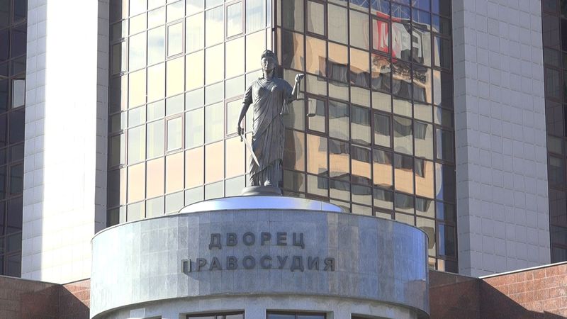 Присяжные признали виновными супругов из Первоуральска, обвиняемых в гибели двух человек