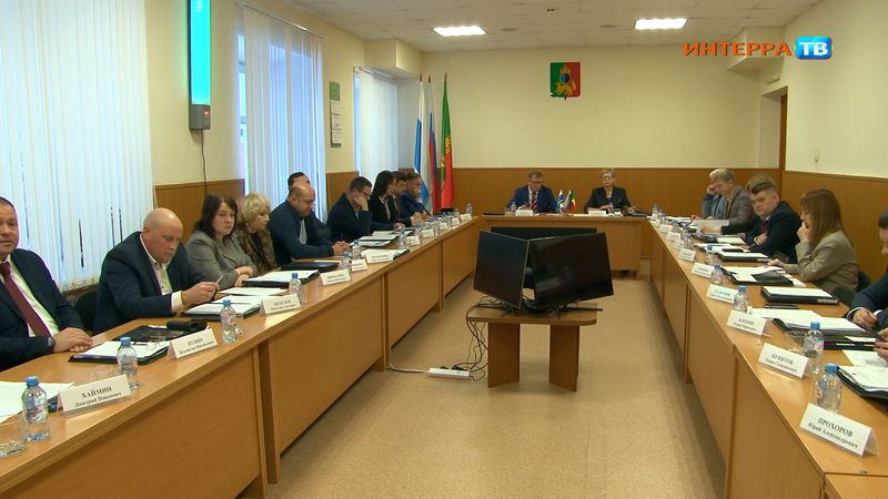 Первоуральские депутаты приняли бюджет на 2025 год