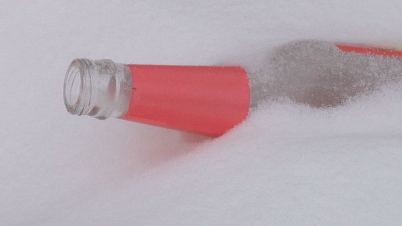 2 из 3 россиян — за сухой закон для лиц моложе 21 года