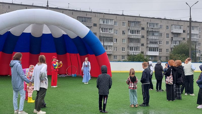 Аттракционы и консультация врачей и юристов. Кузинцев приглашают на день посёлка