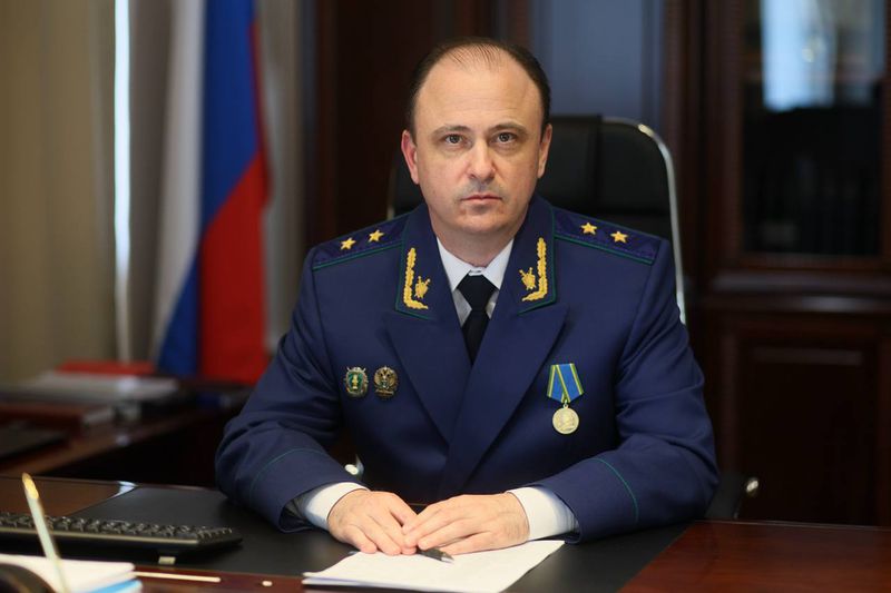С жалобами к прокурору области обратились 17 человек, большинство обращений – по коммуналке