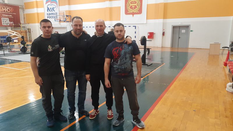 Первоуральские пауэрлифтеры успешно выступили на первенстве Свердловской области